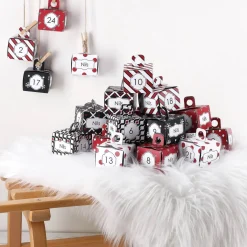 Adventskalender 24 Schachteln zum selbst befüllen mit Ihrem Wunschnamen