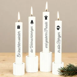 Adventskerzen mit Weihnachtsmotiven personalisiert mit Wunschtext | 4er Set Stabkerzen