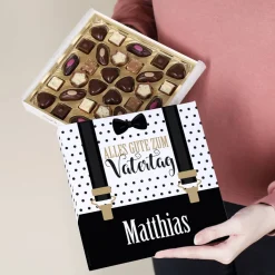 Alles Gute zum Vatertag - Lindt Pralinen mit Hosenträgermotiv und Name