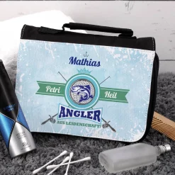 Angler aus Leidenschaft - Kulturtasche mit Name