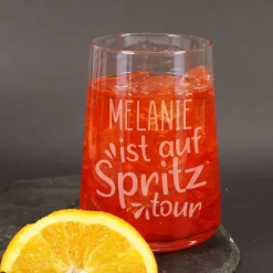 Auf Spritztour - Trinkglas mit Namensgravur