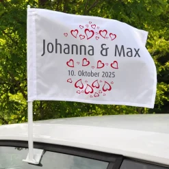 Autofahne zur Hochzeit mit Herzen, Namen und Datum