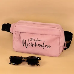 Bauchtasche 'Bin Weinkaufen' in Schwarz & Rosa | Umhängetasche als Geschenk für Frauen & Weinliebhaber