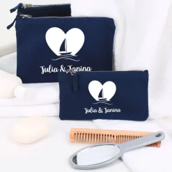 Beautycase dunkelblau mit Schiffchen und Wunschtext