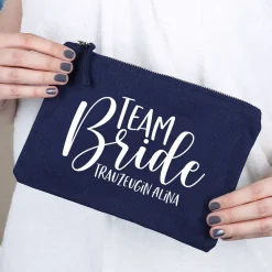 Beautycase mit Namensaufdruck | Team Bride | 5 Farben & Größenauswahl