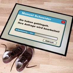Bedruckte Fußmatte mit Name personalisiert - Ihre Anfrage wird bearbeitet !