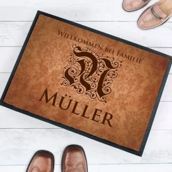 Bedruckte Fussmatte mit Monogramm & Text personalisiert im Vintage-Stil