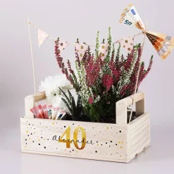 Bedruckte Pflanzkiste zum Geburtstag mit Alter und Name