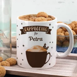 Bedruckte Tasse Winter-Cappuccino mit Name