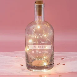 Beleuchtete Flasche mit 3 Zeilen Wunschtext graviert