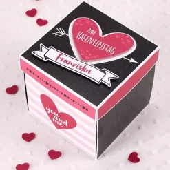 Überraschungsbox zum Valentinstag für Gutscheine und romantische Wünsche