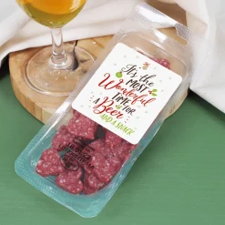 Bier-Geschenkset zu Weihnachten mit gravierter Pilstulpe, Bierflasche und Salami-Herzen