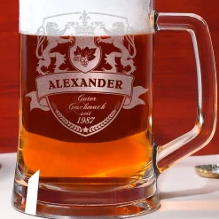 Bierkrug mit persönlichem Löwen Wappen
