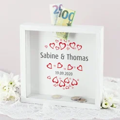 Bilderrahmen Spardose zur Hochzeit mit Herzen, Namen und Datum bedruckt