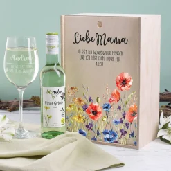 Biorebe Wein-Set zum Muttertag mit Wunschname und persönlichem Text