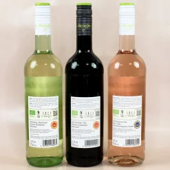 Bio Wein Geschenk Set zum Geburtstag personalisiert für alte Schachteln mit Weinglas & Geschenkbox