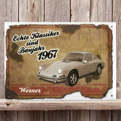 Blechschild mit Autoklassiker personalisiert mit Name und Jahr