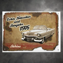 Blechschild mit Autoklassiker personalisiert mit Name und Jahr