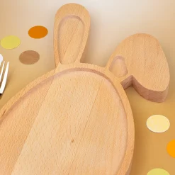 Brettchen in Hasen-Form personalisiert mit Gravur 'Lieblingshase' | Hasenbrett aus Buchenholz