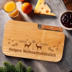 Brettchen mit personalisierter Gravur zu Weihnachten | Frühstücksbrettchen aus Holz