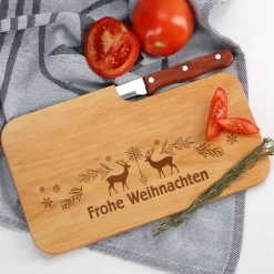 Brettchen mit personalisierter Gravur zu Weihnachten | Frühstücksbrettchen aus Holz
