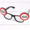 Brille mit Verkehrszeichen zum 60. Geburtstag oder Jubiläum