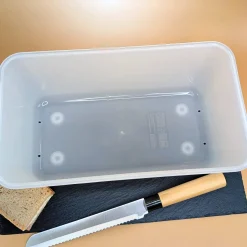 Brotkasten mit Messer & Bambus Schneidebrett | Personalisiert mit Wunschtext für die Küche
