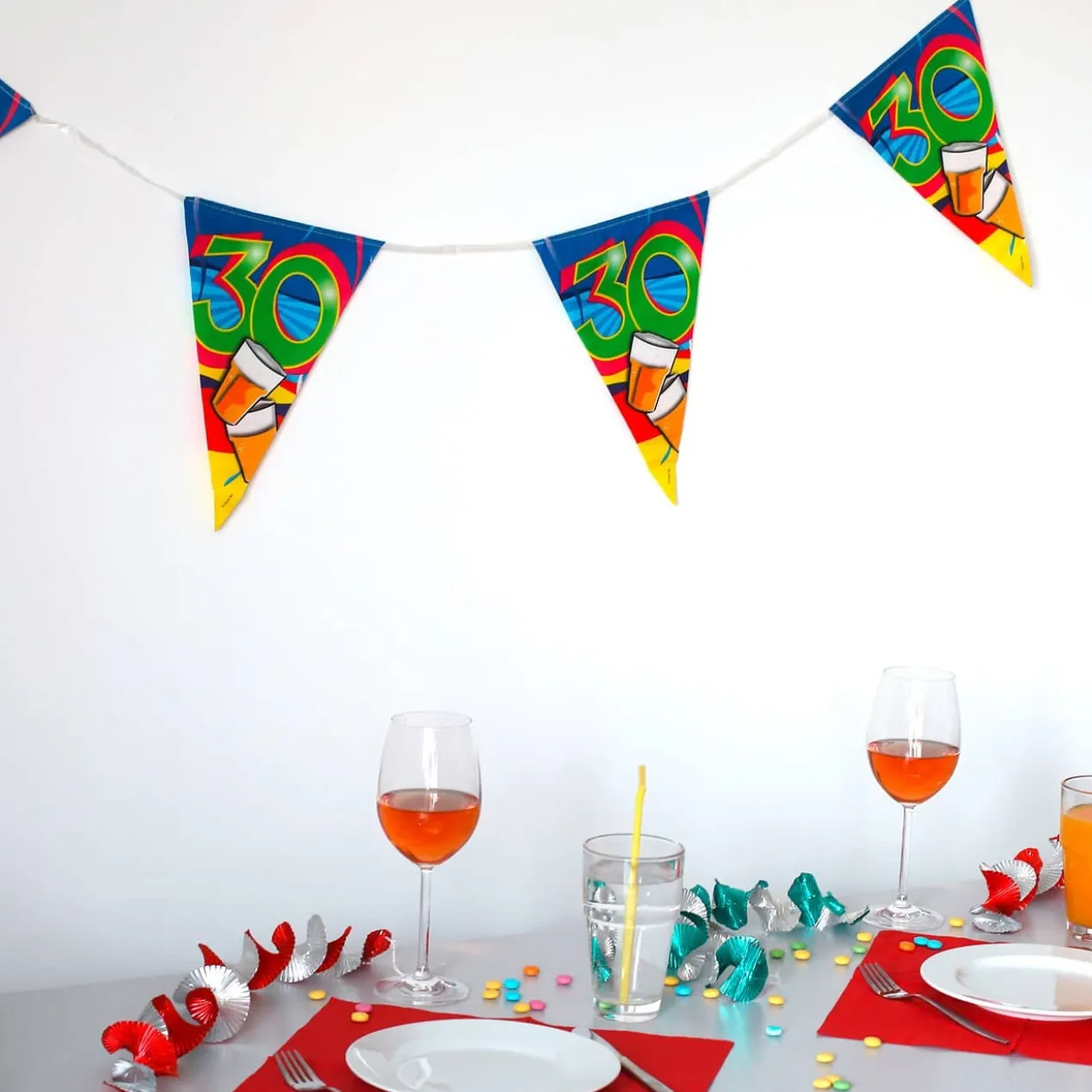 Bunte Wimpelkette zum 30. Geburtstag