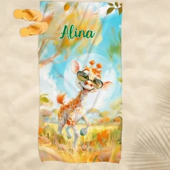 Cooles Handtuch mit verschiedenen Tieren bei Sommeraktivitäten und Name bedruckt