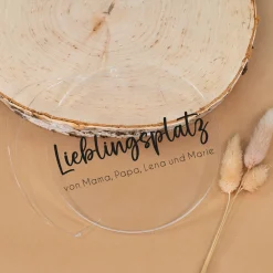 Deko Acryl Anhänger 'Lieblingsplatz' personalisierbar mit Wunschtext | Dekoration für zu Hause