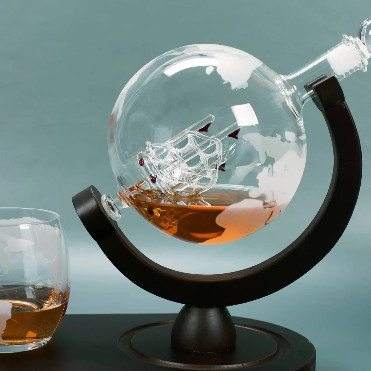 Deluxe Globe Decanter Set