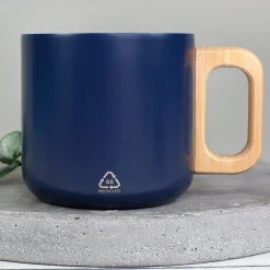 Edelstahl Tasse mit Holzgriff 'Einatmen Ausatmen Lächeln' | Doppelwandiger Becher als witziges Geschenk