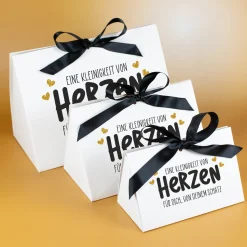 Edle Geschenkverpackung 'Eine Kleinigkeit von Herzen' mit Wunschtext personalisiert | 3 Größen