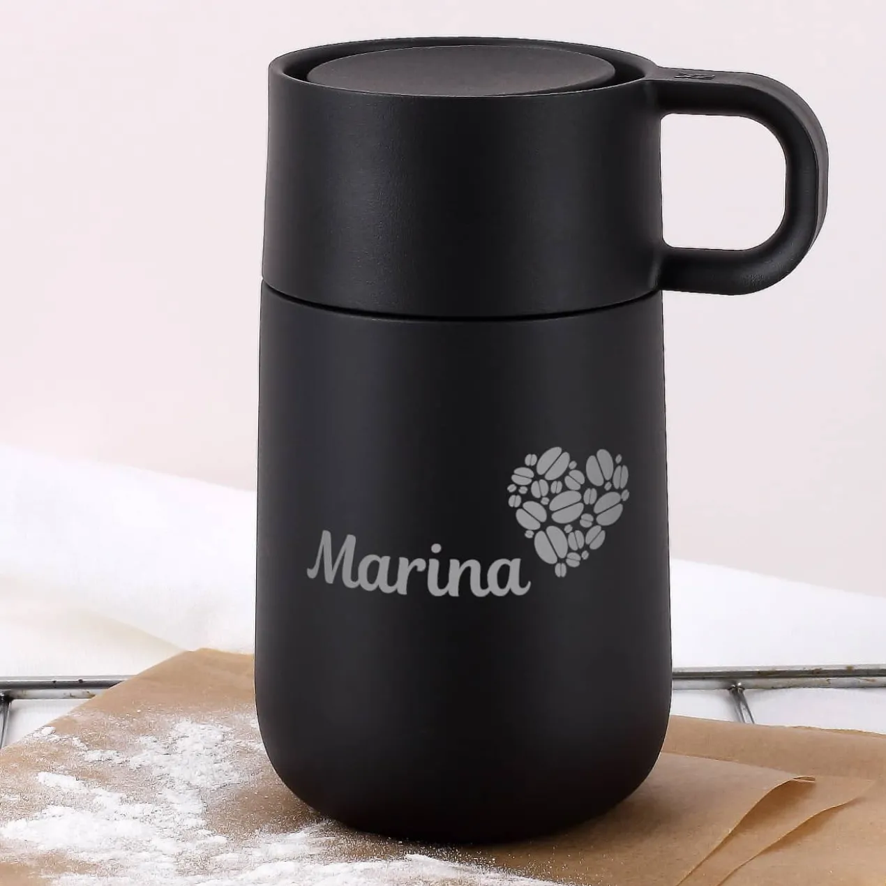 Edler WMF Thermobecher in 2 Farben mit Namensgravur und Kaffeebohnenherz