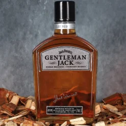 Edles Whisky-Geschenkset in original Munitionsbox mit gravierten Whiskygläsern und Feldflasche