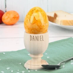 Eierbecher aus Holz mit Name