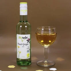 Eine kleine Auszeit - Geschenkset mit Wein und Duftkerze