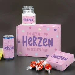 Eine Kleinigkeit von Herzen - Geschenkset mit Lindorkugeln, Duftkerze und Secco