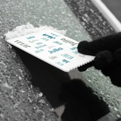 Eiskratzer mit Ihrem Namen in verschiedenen Schriftarten