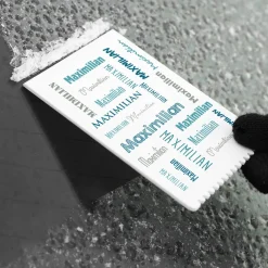 Eiskratzer mit Ihrem Namen in verschiedenen Schriftarten