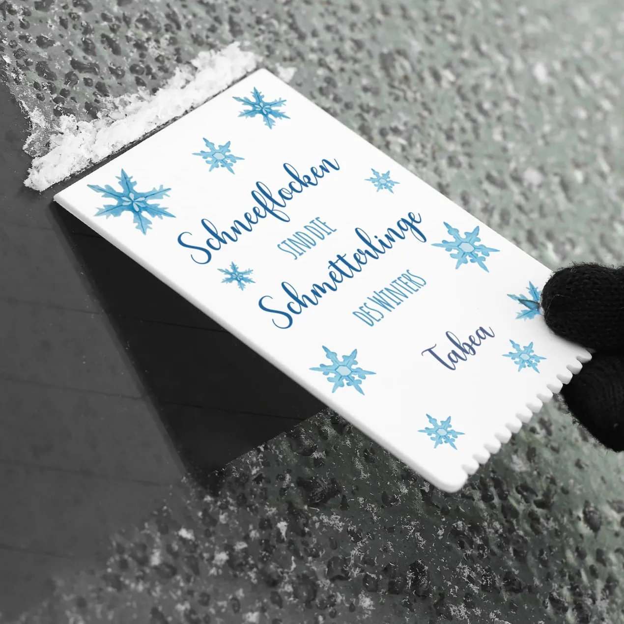 Eiskratzer mit Schneeflockenmotiv und Wunschnamen