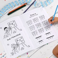 Endlich Schulkind - Malbuch zum Schulanfang mit Name DIN A4