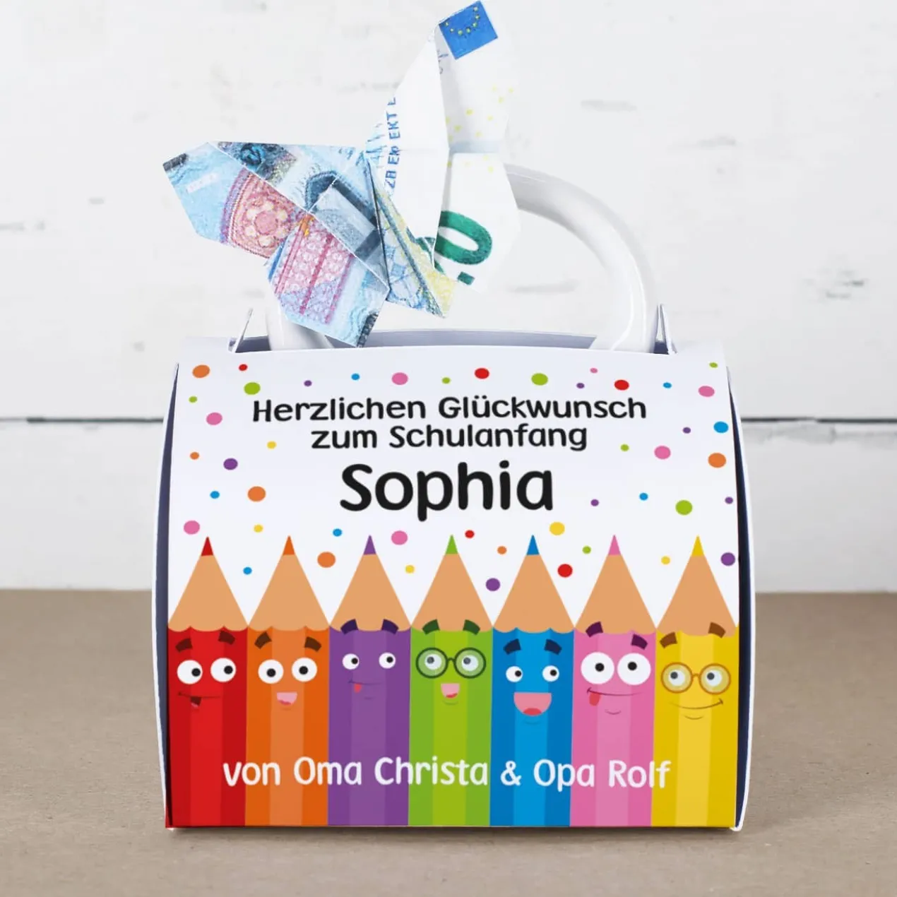Endlich Schulkind Tasse mit Name in persönlicher Tassentasche