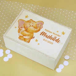 Erinnerungsbox mit Elefant, Wunschname und Geburtsdatum