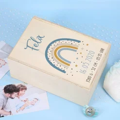 Erinnerungsbox zur Geburt mit Regenbogen für Jungen