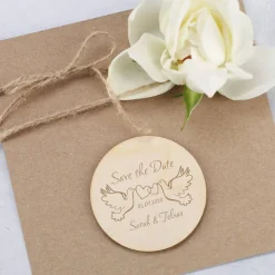 5er Set Save the Date Magnete aus Holz mit Taubenmotiv