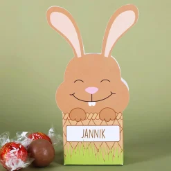 Faltschachtel zu Ostern mit 3 Lindorkugeln und Ihrem Wunschnamen