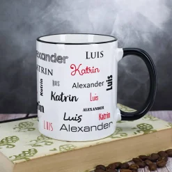 Familientasse mit drei Namen in verschiedenen Schriftarten - schwarz