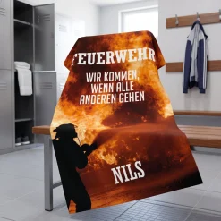 Feuerwehr Handtuch mit Name & Einsatz Motiv personalisiert | Geschenk für Männer, Frauen & Kollegen