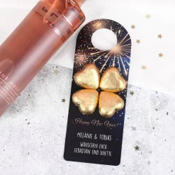 Flaschenanhänger mit Feuerwerk-Motiv, Lindt Schokolade, Name und Text